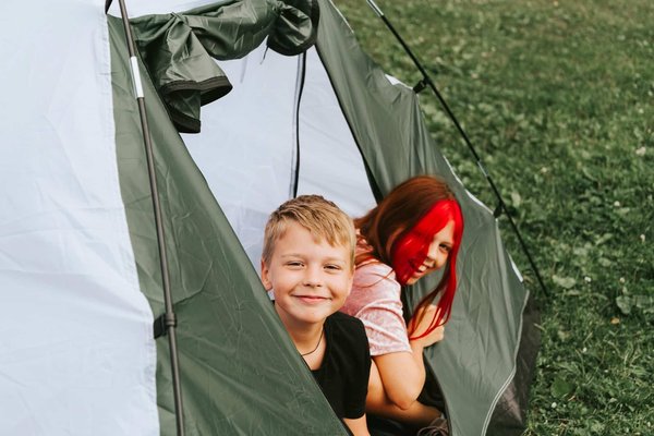 Camping avec les enfants en Ardèche : comment éviter les stress