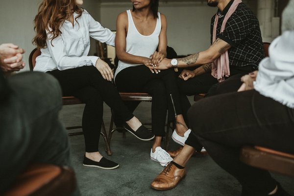 Importance du soutien familial dans le traitement des addictions.